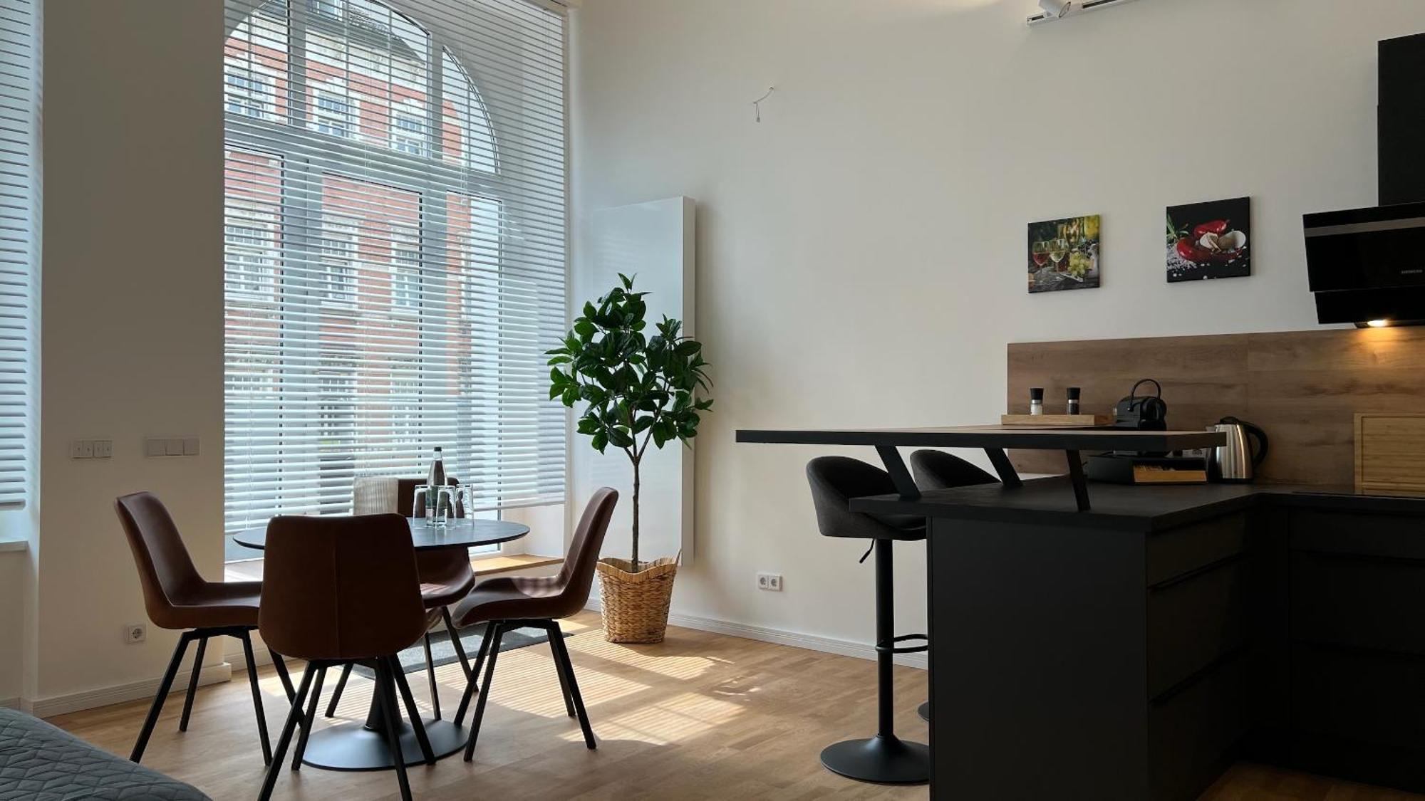 Neu! City-Loft-Apartment Im Goethe Palais I 5P I Lift I Parkplatz I Zentrum I Helios Aue  Esterno foto